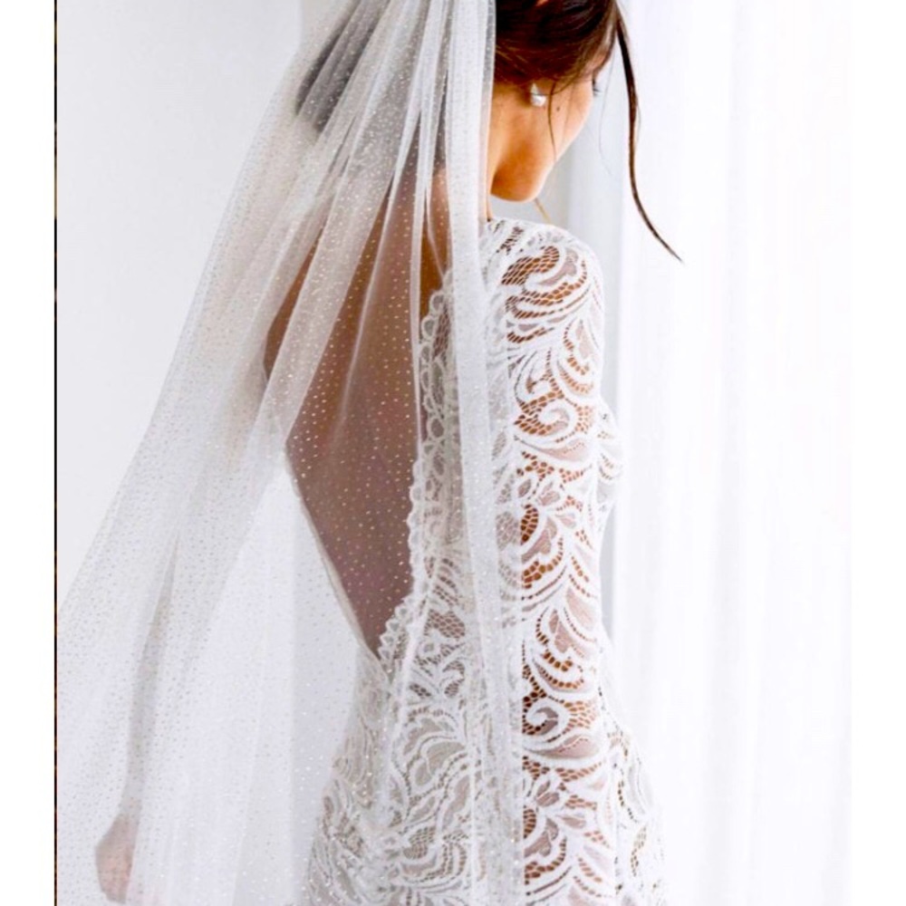 Grace Loves Lace Shimmy Veil in ivory gold